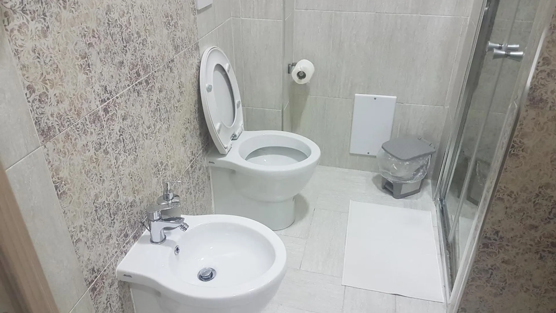 Reginahouse Apartment Naples