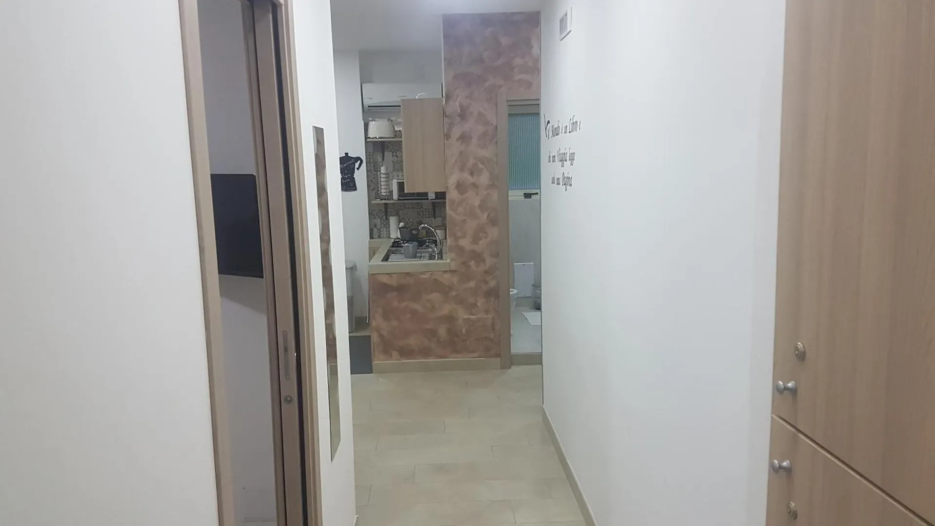 Apartamento Reginahouse Nápoles Italia